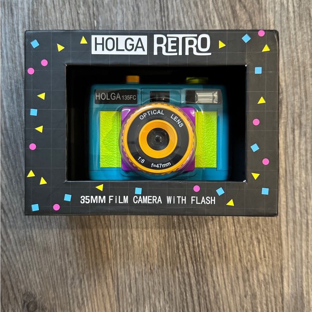 Holga Retro Neon 35mm Film Camera *RARE*